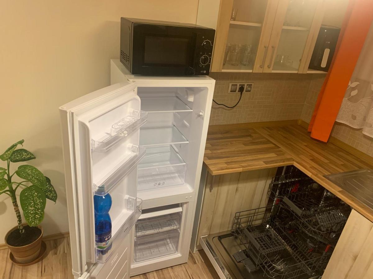 Apartman Slunecnice S Terasou Ceske Budejovice Eksteriør billede